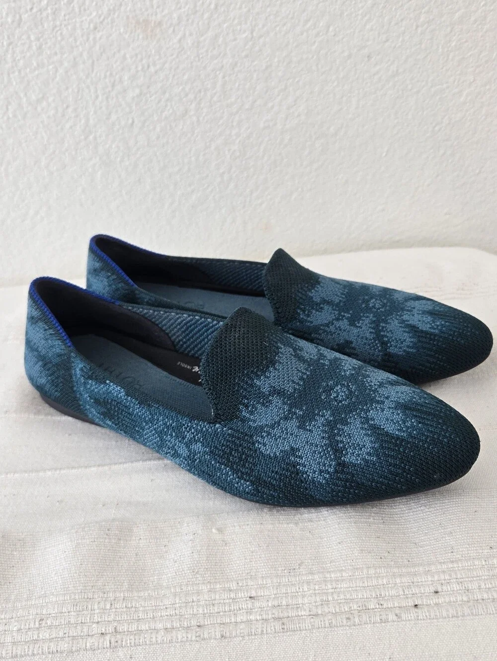 Rothys rothy almond